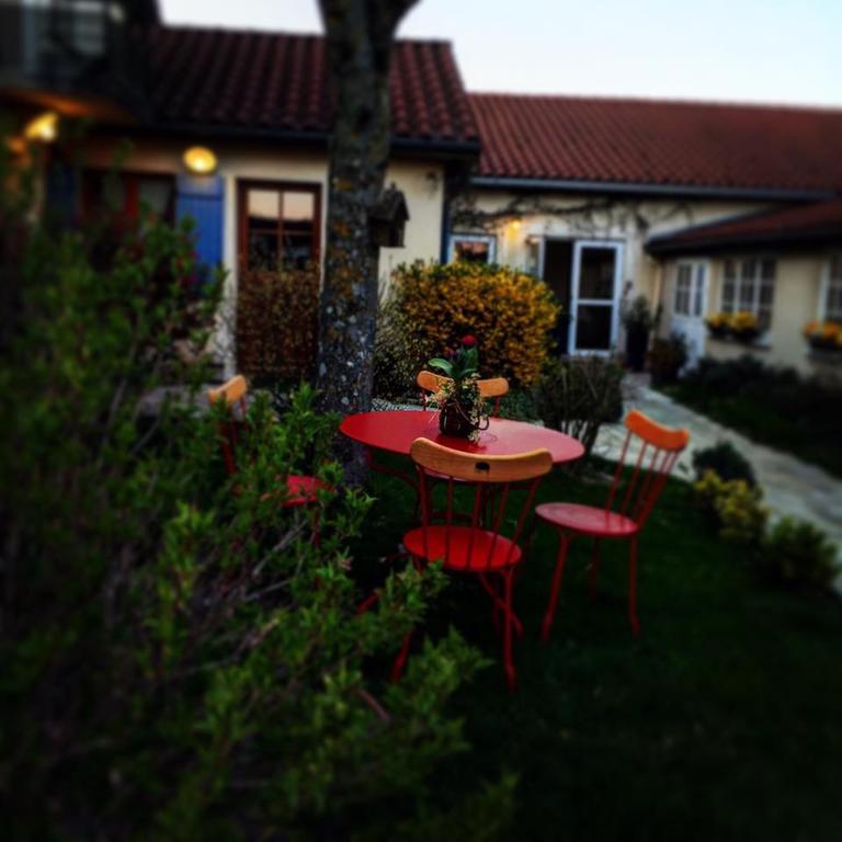 Logis Hotel La Grange Du Relais Colombey-les-deux-Églises Dış mekan fotoğraf